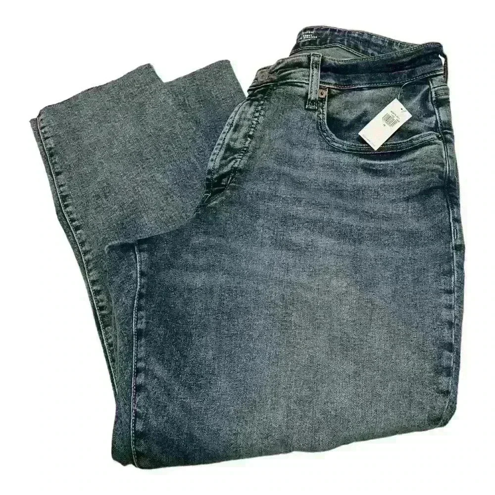Women’s Jeans - Picture 2 of 6